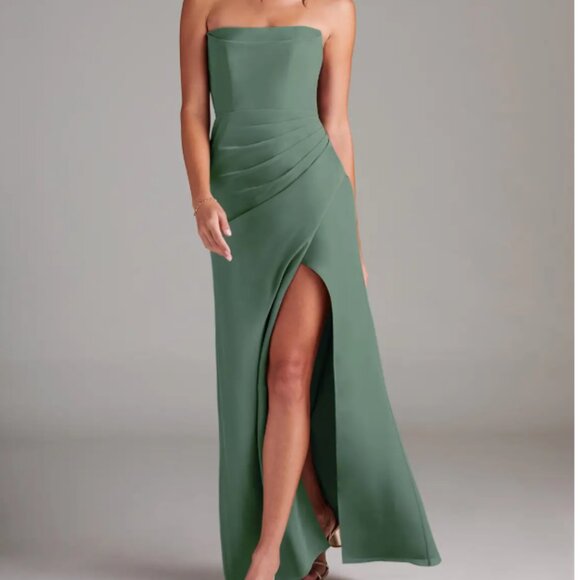 Azazie Leonis Bridesmaid Dress - Picture 1 of 3